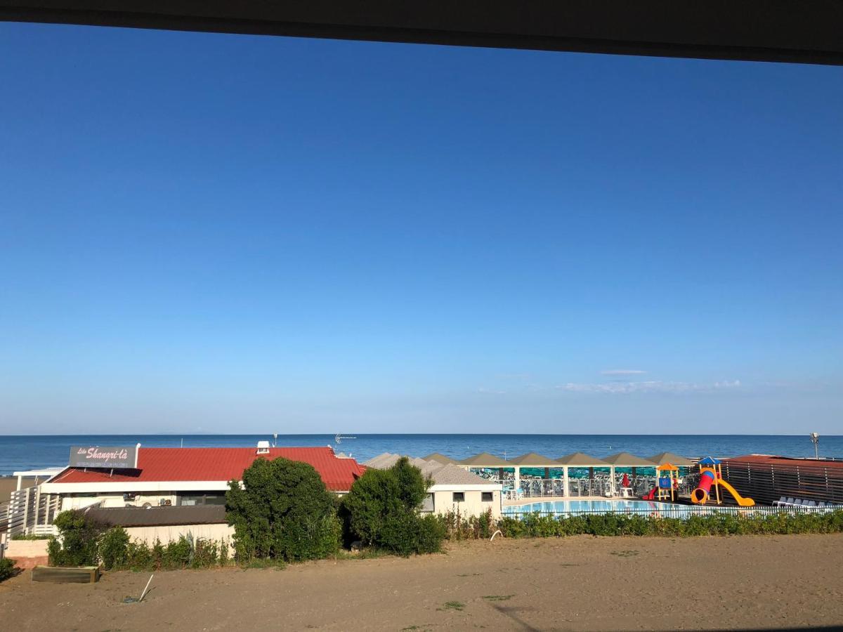 Hotel Boutique Carolina Marina di Castagneto Carducci Dış mekan fotoğraf